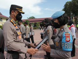 Kapolres Palu Beri Penghargaan Kepada 23 Personil Petugas Operator Penyaluran BTPKLW Tahun Anggaran 2021