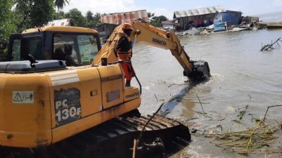 Basarnas Palu Lanjutkan Pencarian Empat Korban Banjir Torue