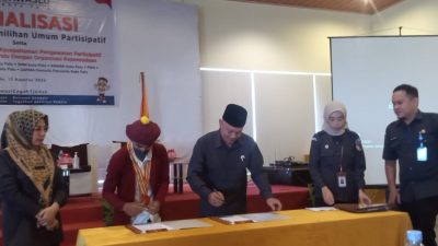 Perluas Pengawasan Partisipatif di Masyarakat, Bawaslu Kota Palu Gelar Sosialisasi Bersama Media dan Organisasi Sekota Palu