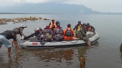 Tim SAR Gabungan Cari Warga Desa Onepute Jaya Morowali Terjatuh saat Memancing  di Laut