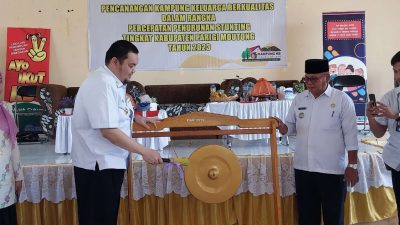 Pj Bupati Parimo Lakukan Pencanangan Kampung Keluarga Berkualitas di Kecamatan Palasa