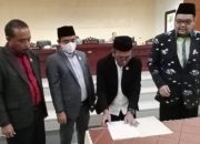 Pj Bupati Parimo Hadiri Sidang Paripurna DPRD