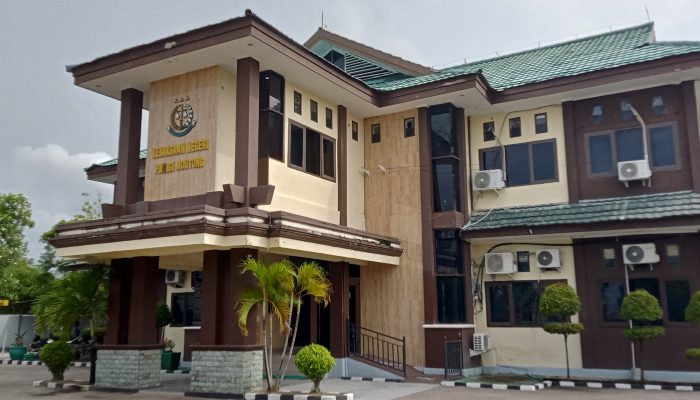 Kejari Parimo Lanjutkan Penyelidikan Dugaan Penyalahgunaan Dana Hibah Pilkada Rp36 Miliar di KPU  ‎