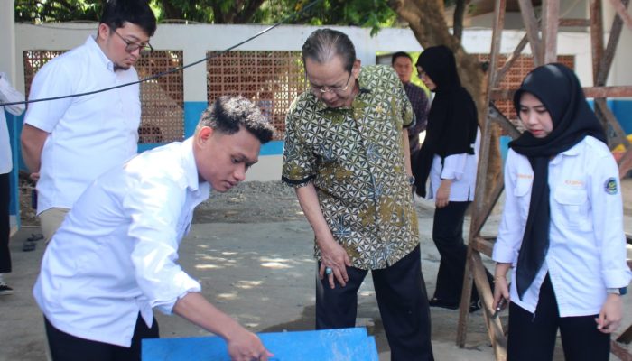 Longki Djanggola Soroti Sanitasi Limbah Saat Monitoring Dapur MBG di Palu