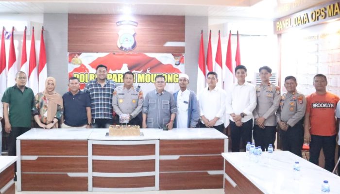 Suasana Tegang Berubah Hangat, Polres Parigi Moutong Terima Kejutan di Hari Bhayangkara ke-80